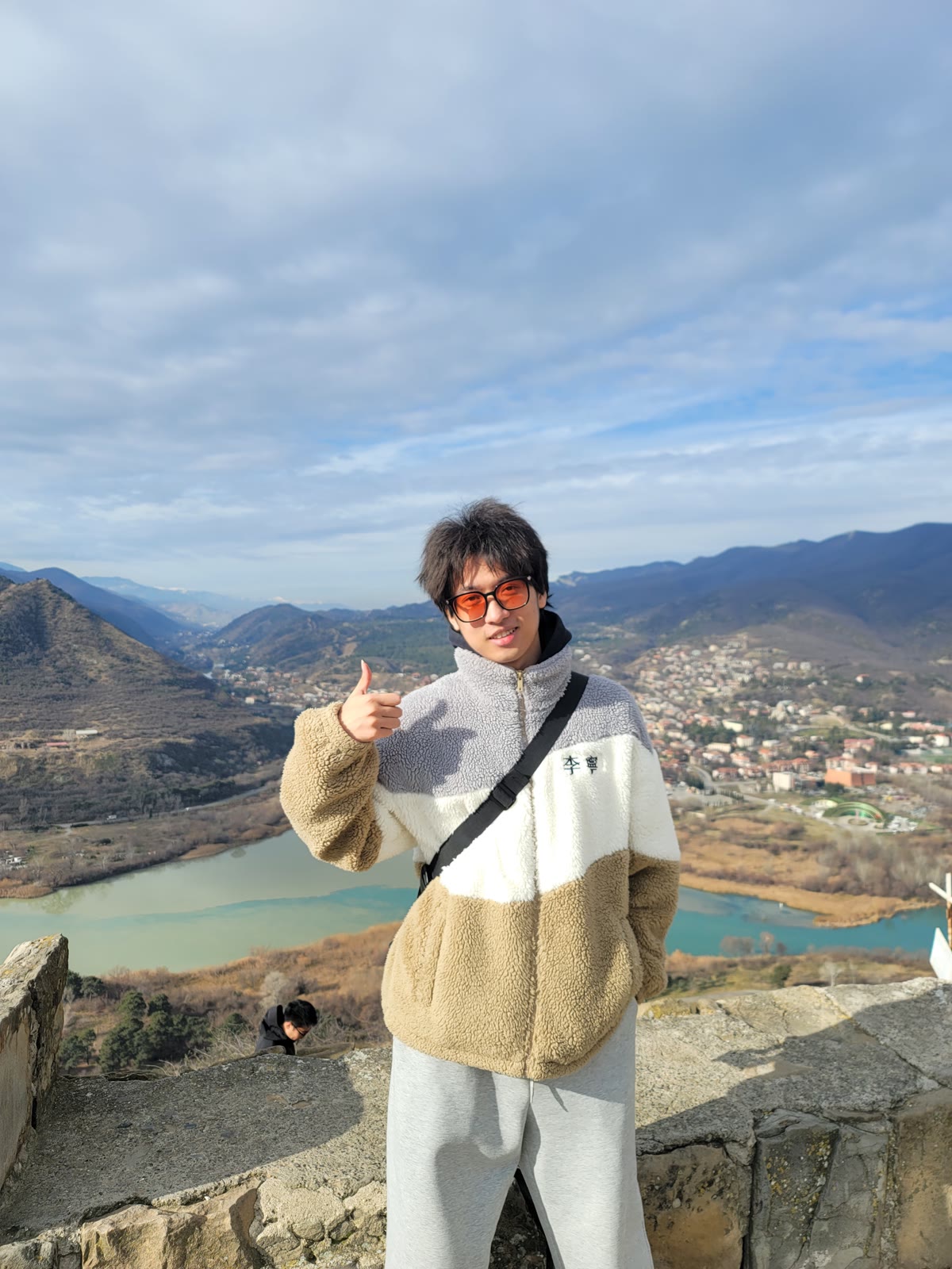 Ruizhe Li in the mountains
